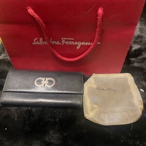 Salvatore Ferragamo Gancini Black Leather Long Bifold Wallet& shopping bag.
